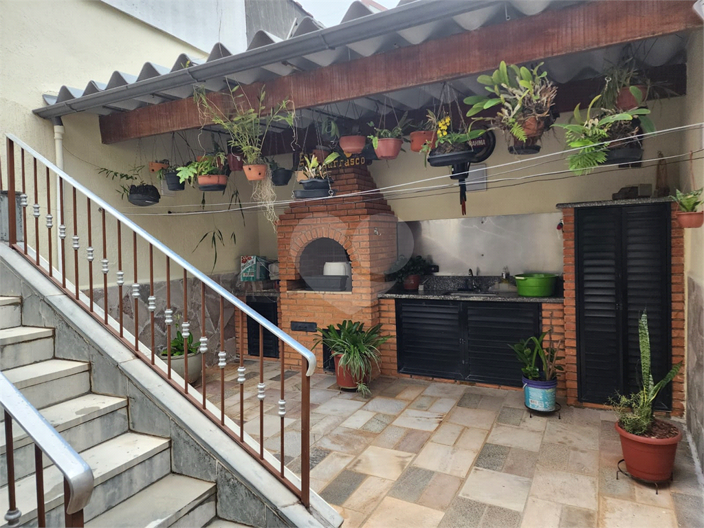 Vende Excelente Casa Térrea Jardim São Paulo ZN 3 quartos 2 suítes 5 vagas área gourmet. 