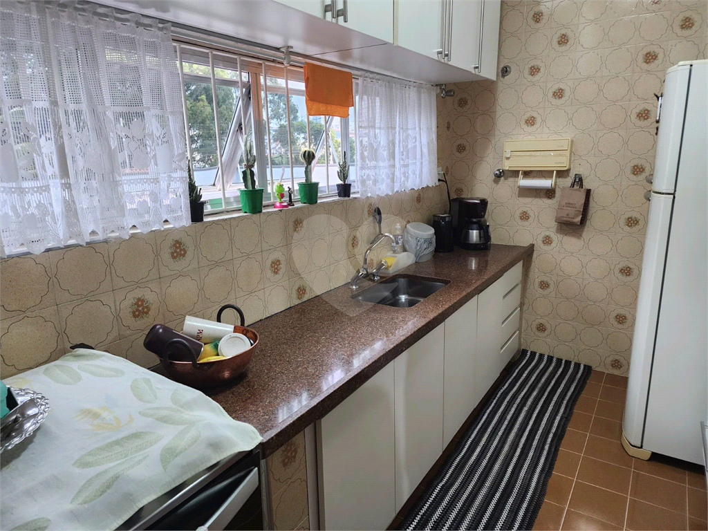 Vende Excelente Casa Térrea Jardim São Paulo ZN 3 quartos 2 suítes 5 vagas área gourmet. 