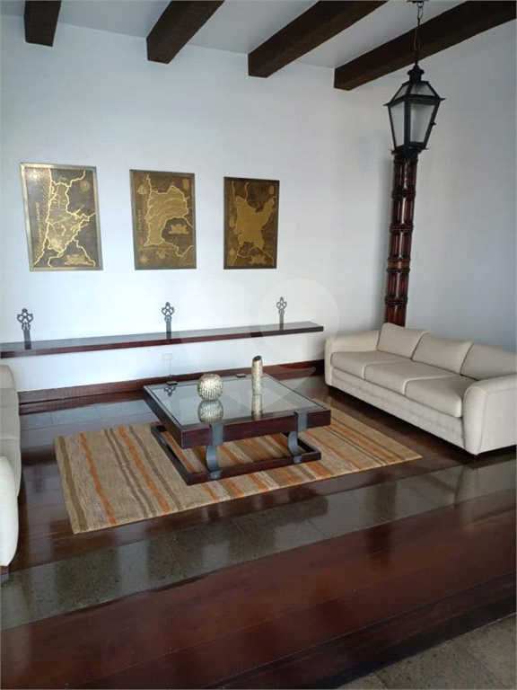 APARTAMENTO em SANTANA