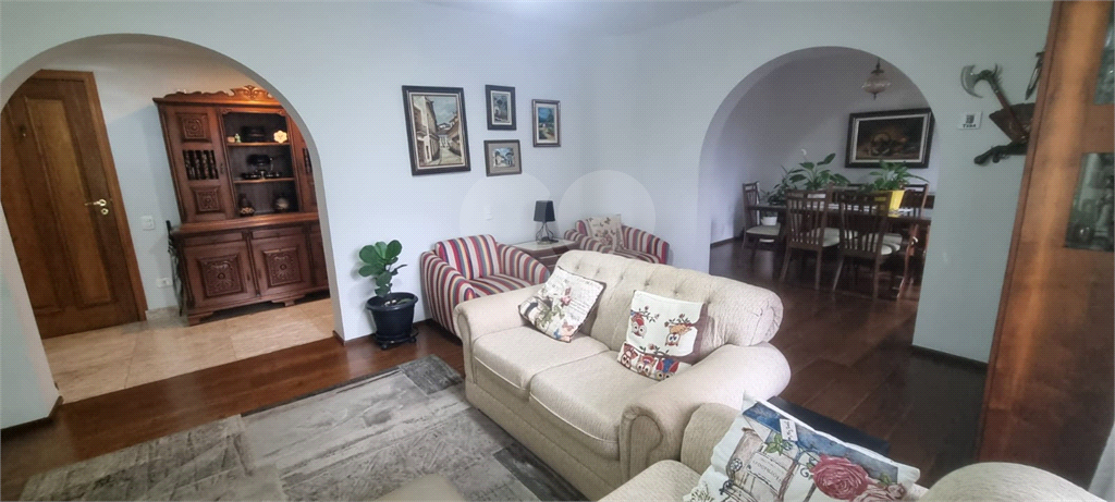 APARTAMENTO em SANTANA
