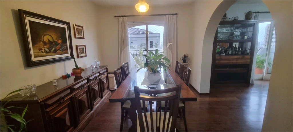 APARTAMENTO em SANTANA