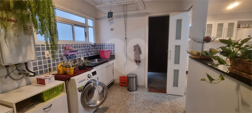 APARTAMENTO em SANTANA