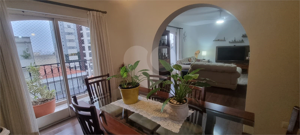 APARTAMENTO em SANTANA