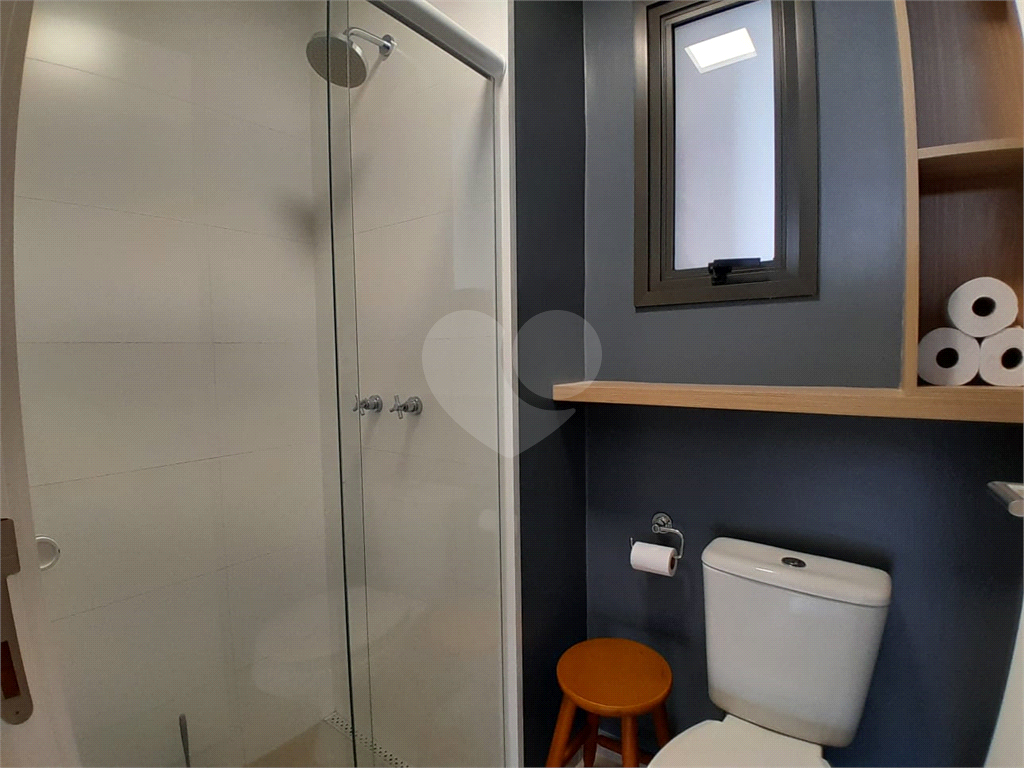 APARTAMENTO em PINHEIROS