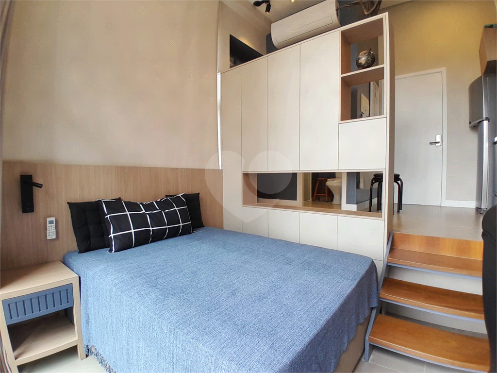 APARTAMENTO em PINHEIROS