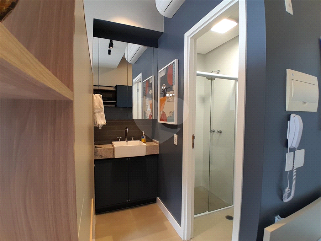 APARTAMENTO em PINHEIROS