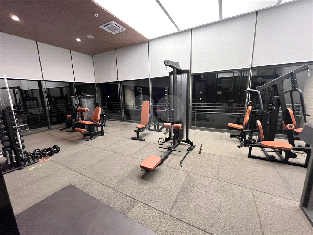 APARTAMENTO em PINHEIROS