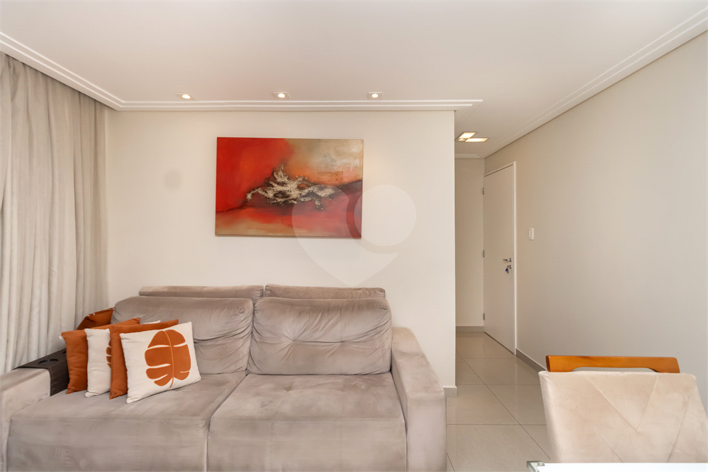Apartamento- Saúde - 2 Dormitórios - 1 Suíte - 2 Banheiros - 1 Vaga - Venda