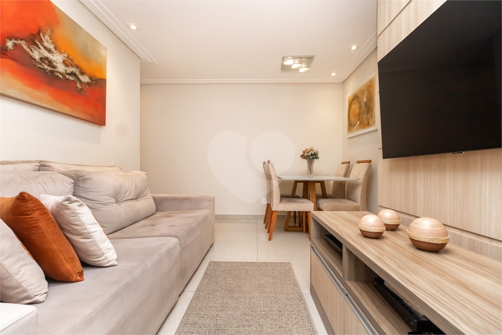 Apartamento- Saúde - 2 Dormitórios - 1 Suíte - 2 Banheiros - 1 Vaga - Venda
