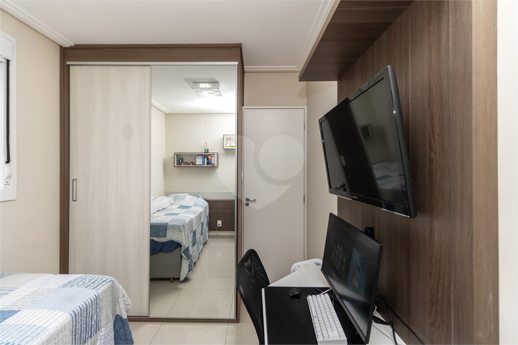 Apartamento- Saúde - 2 Dormitórios - 1 Suíte - 2 Banheiros - 1 Vaga - Venda