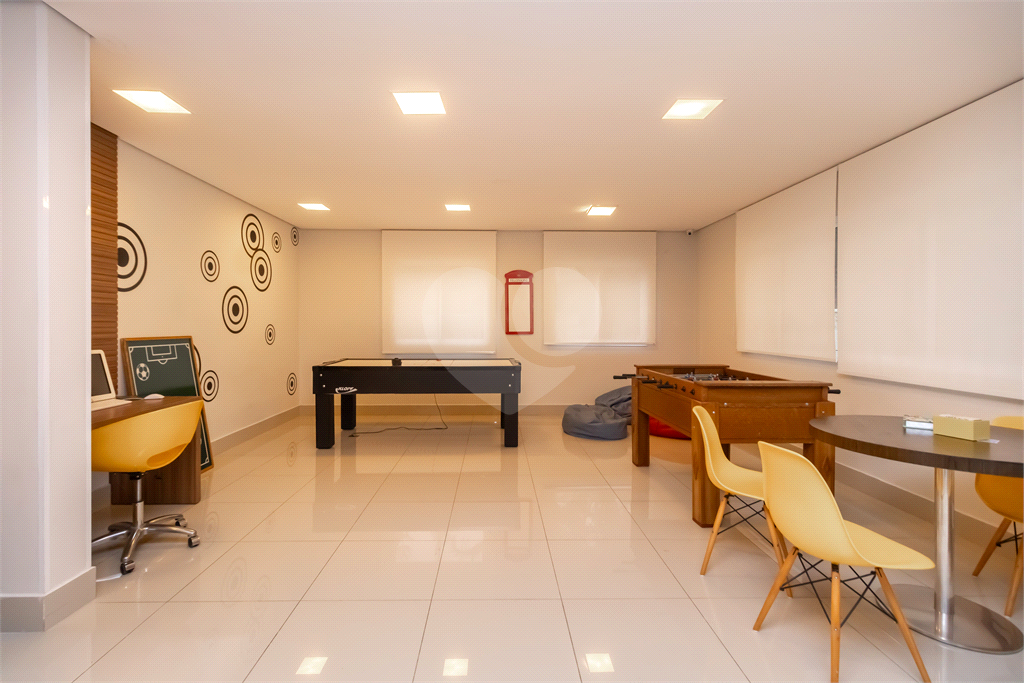 Apartamento- Saúde - 2 Dormitórios - 1 Suíte - 2 Banheiros - 1 Vaga - Venda