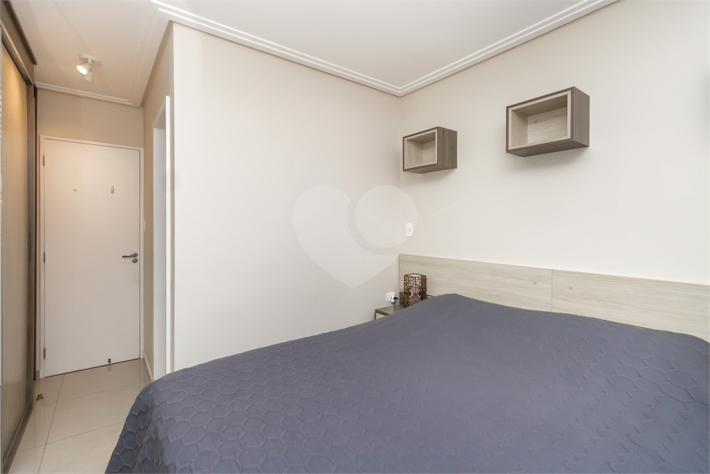 Apartamento- Saúde - 2 Dormitórios - 1 Suíte - 2 Banheiros - 1 Vaga - Venda