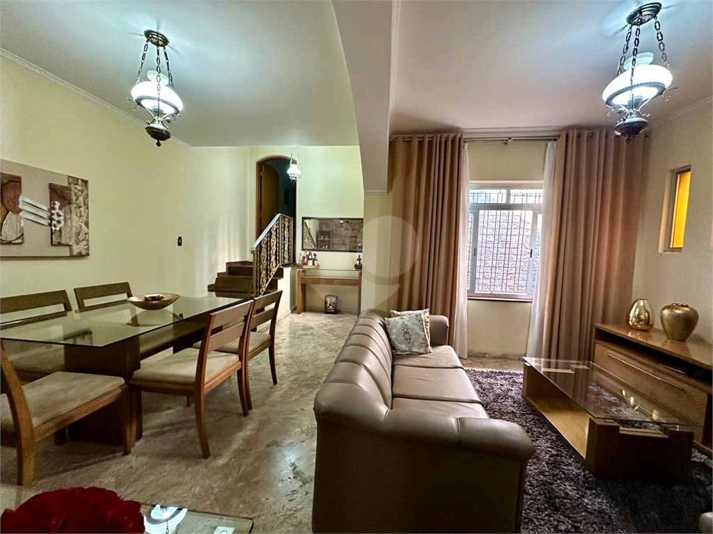CASA em VILA ROSÁLIA