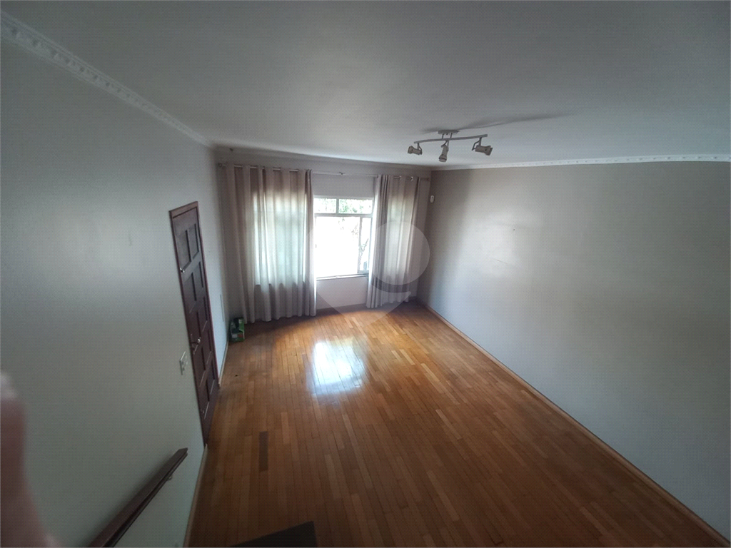 Oportunidade - Sobrado Amplo com 3 dormitórios e 3 vagas - Vila Maria