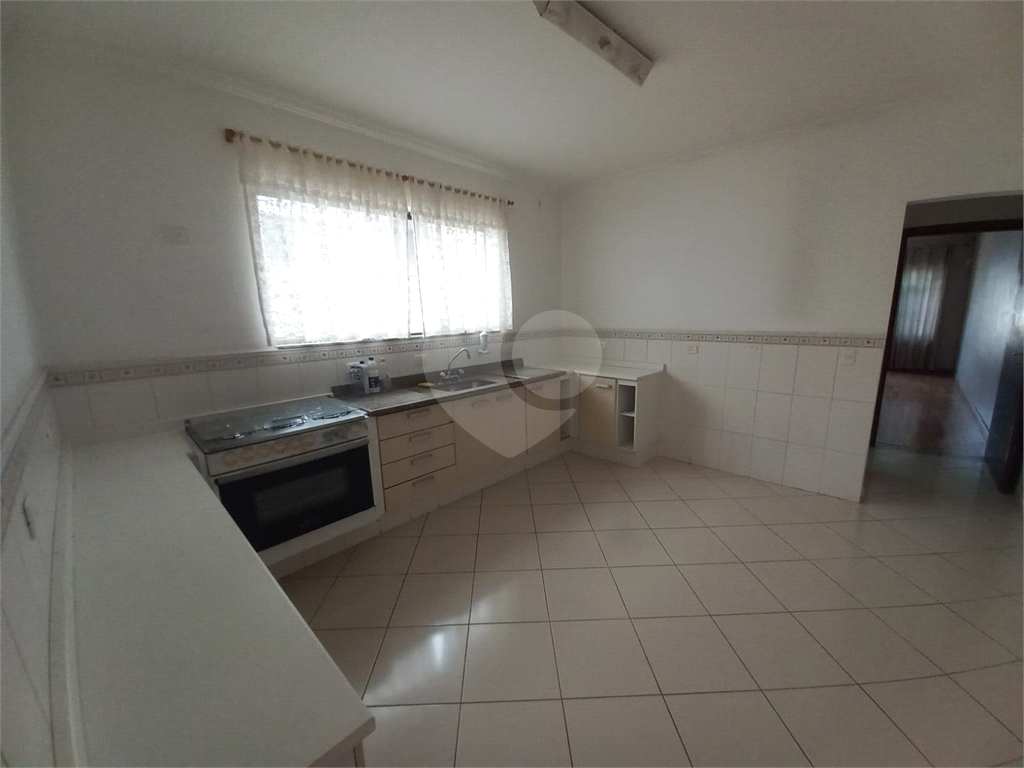 Oportunidade - Sobrado Amplo com 3 dormitórios e 3 vagas - Vila Maria