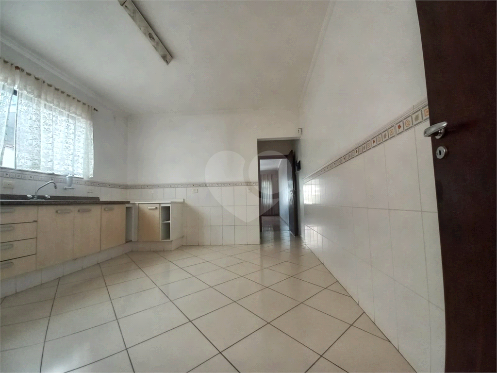 Oportunidade - Sobrado Amplo com 3 dormitórios e 3 vagas - Vila Maria