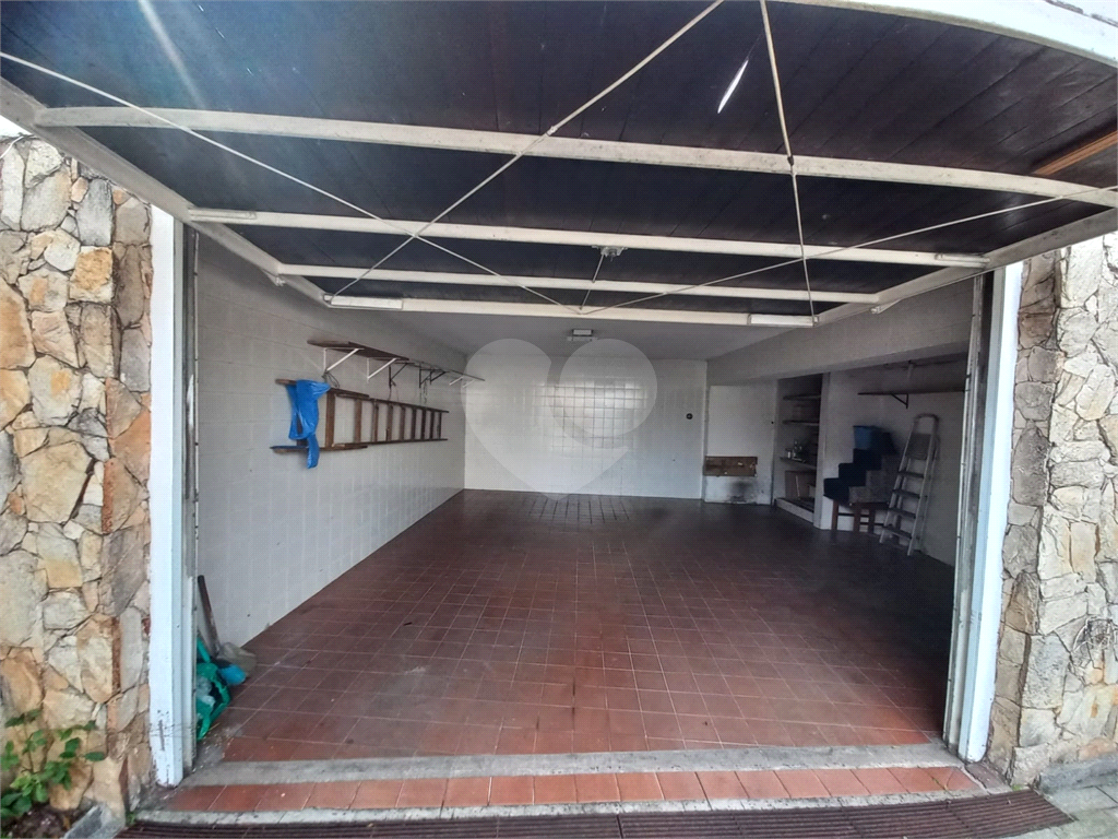 Oportunidade - Sobrado Amplo com 3 dormitórios e 3 vagas - Vila Maria