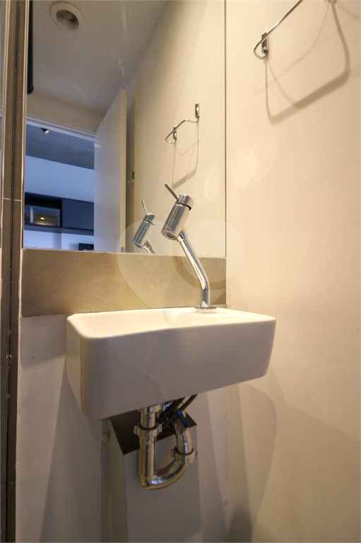APARTAMENTO em JARDIM PAULISTA