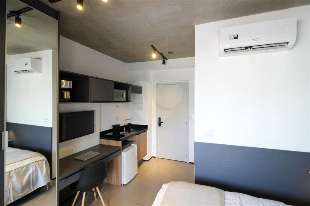 APARTAMENTO em JARDIM PAULISTA