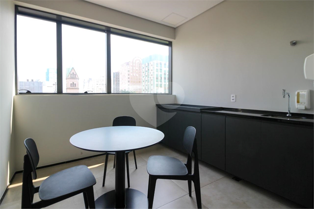 APARTAMENTO em JARDIM PAULISTA