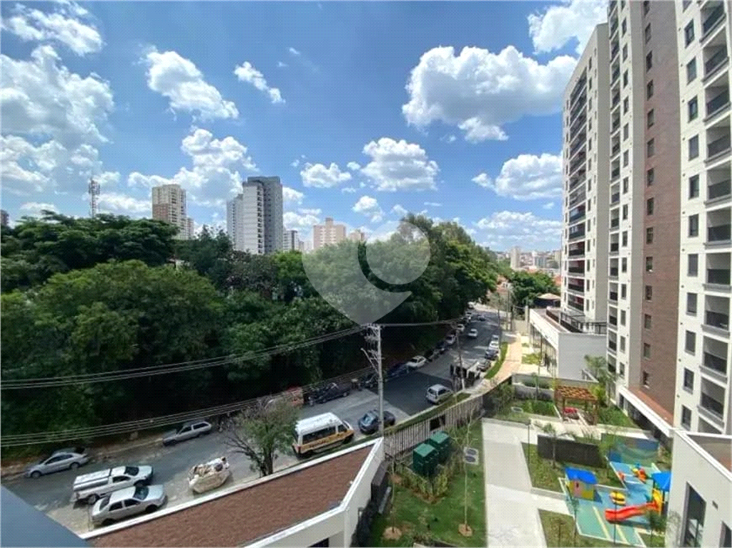 APARTAMENTO em SANTANA