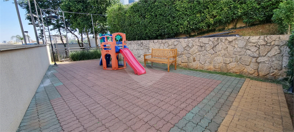 APARTAMENTO em VILA GUILHERME