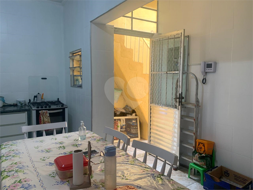 Casa à venda com 1 quarto, 240m² - Foto 11