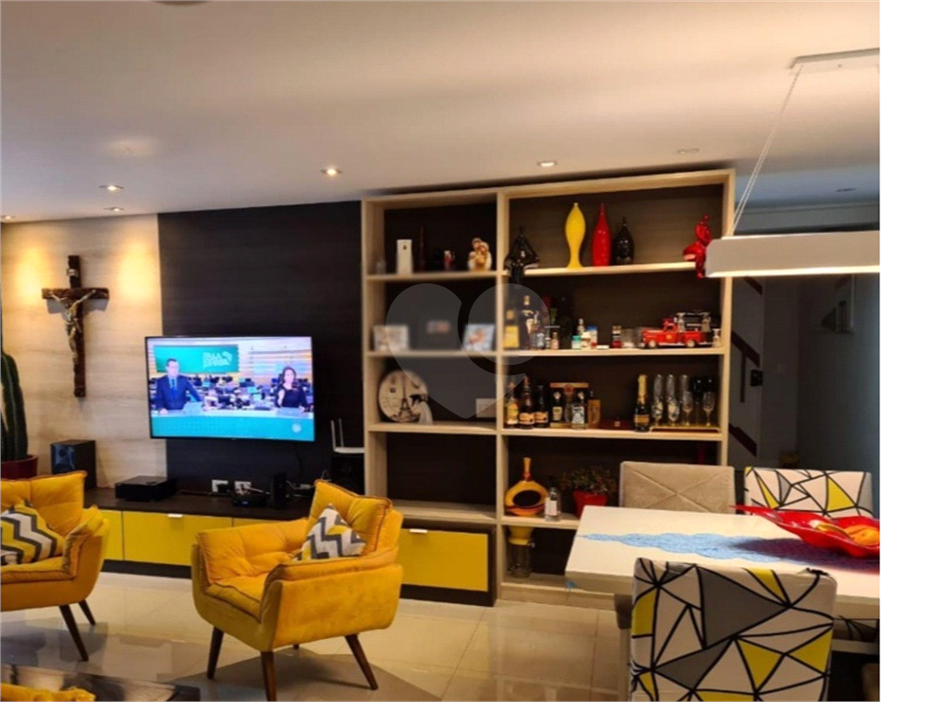 APARTAMENTO em CASA VERDE