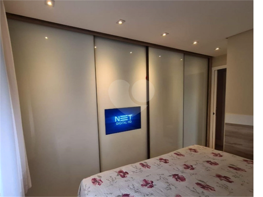 APARTAMENTO em CASA VERDE