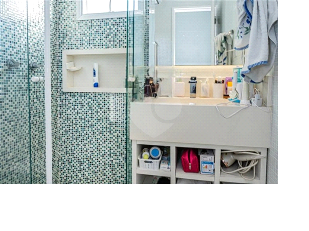 APARTAMENTO em CASA VERDE