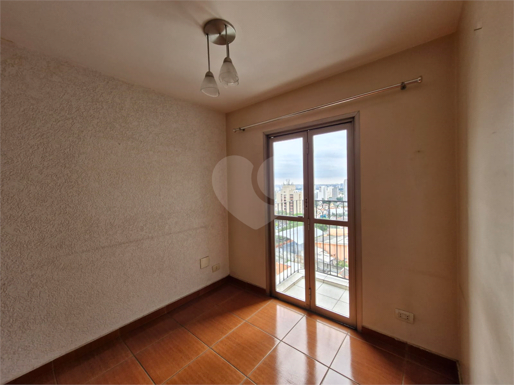 Apartamento à venda com 3 quartos, 70m² - Foto 19