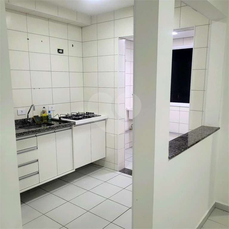 Apartamento para alugar com 2 quartos, 69m² - Foto 6