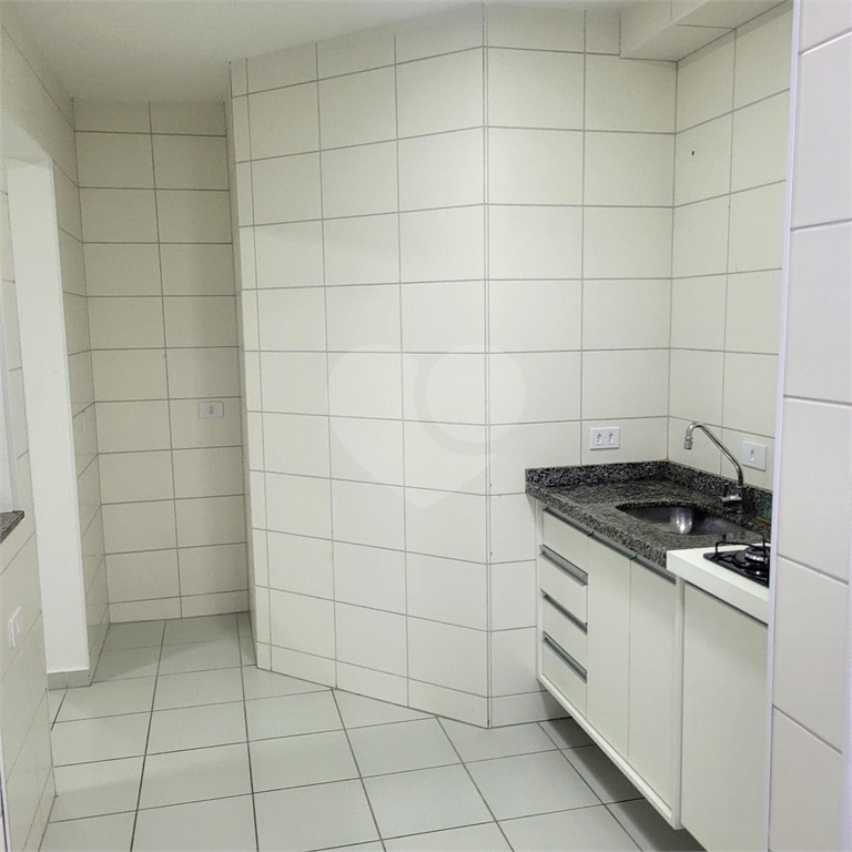 Apartamento para alugar com 2 quartos, 69m² - Foto 7