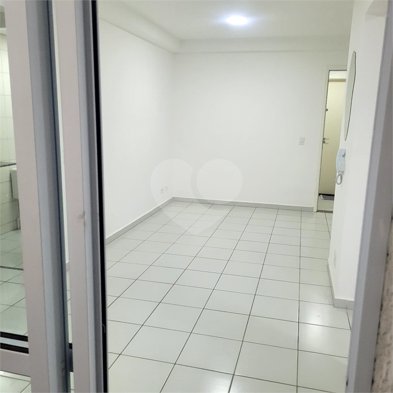 Apartamento para alugar com 2 quartos, 69m² - Foto 9