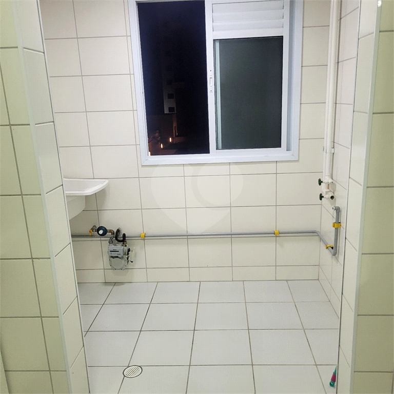 Apartamento para alugar com 2 quartos, 69m² - Foto 4