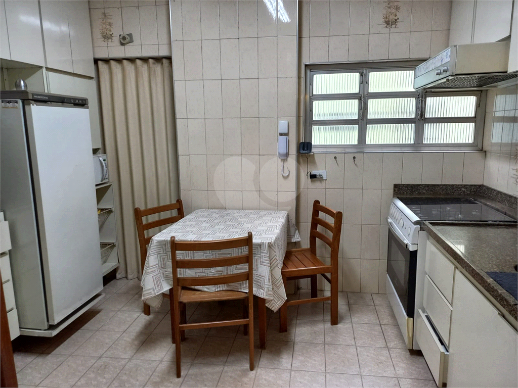 Apartamento à venda com 3 quartos, 130m² - Foto 9