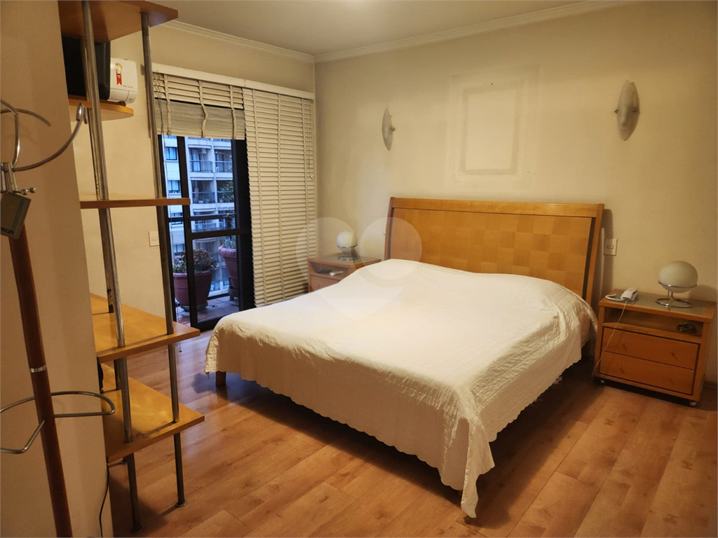 APARTAMENTO em JARDIM EUROPA