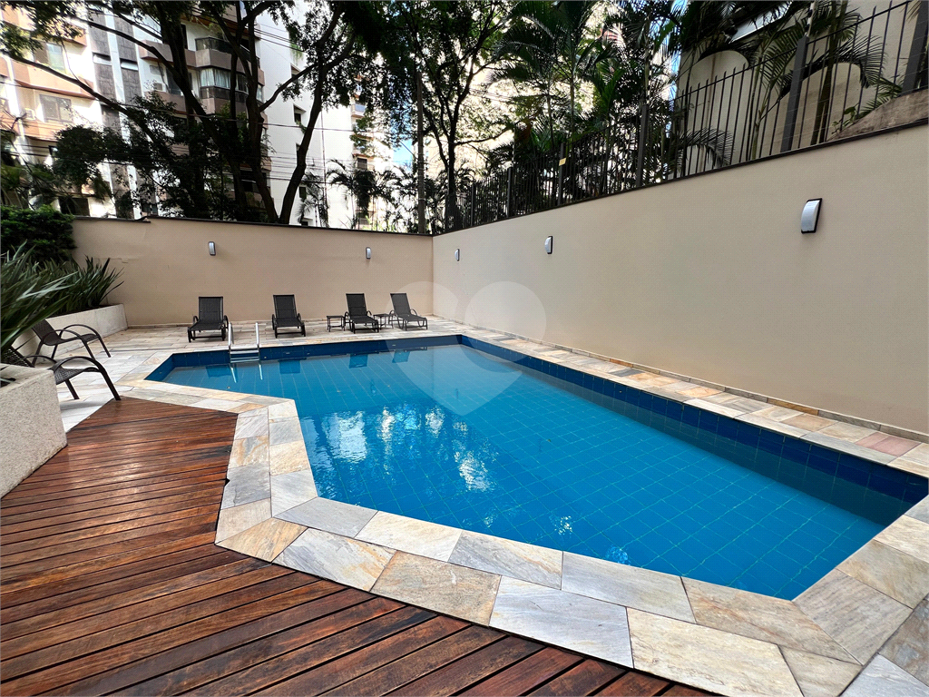 APARTAMENTO em JARDIM EUROPA