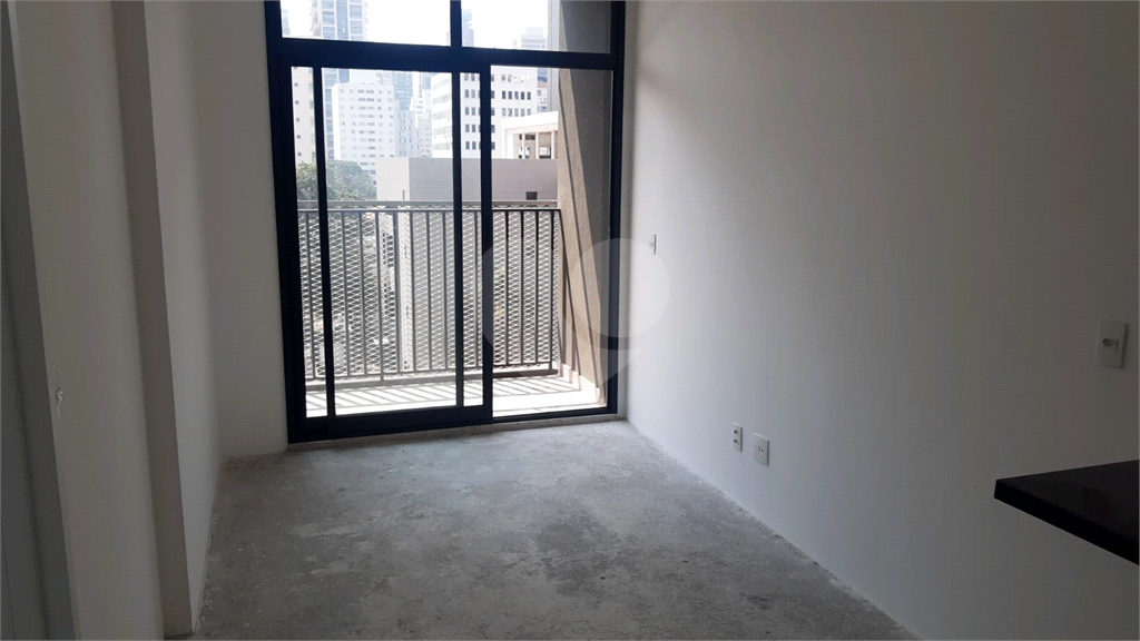 Apartamento Tipo Studio com 01 Quarto Suíte. Sala com terreço. Em Pinheiros