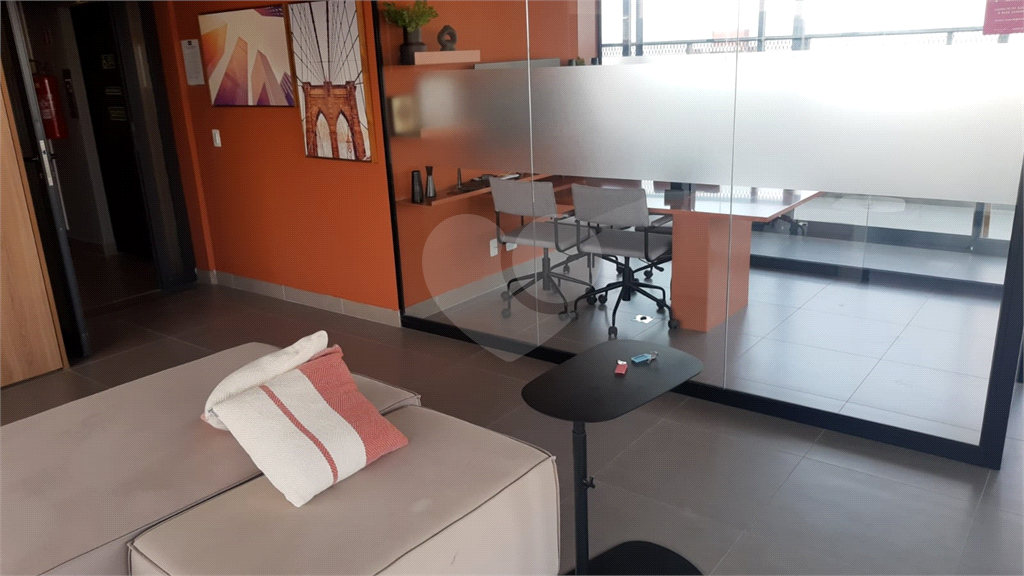 Apartamento Tipo Studio com 01 Quarto Suíte. Sala com terreço. Em Pinheiros