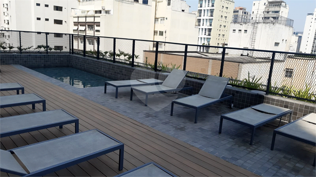 Apartamento Tipo Studio com 01 Quarto Suíte. Sala com terreço. Em Pinheiros