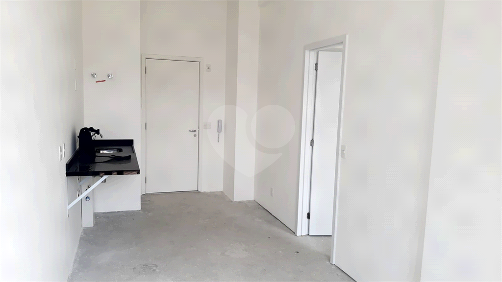 Apartamento Tipo Studio com 01 Quarto Suíte. Sala com terreço. Em Pinheiros