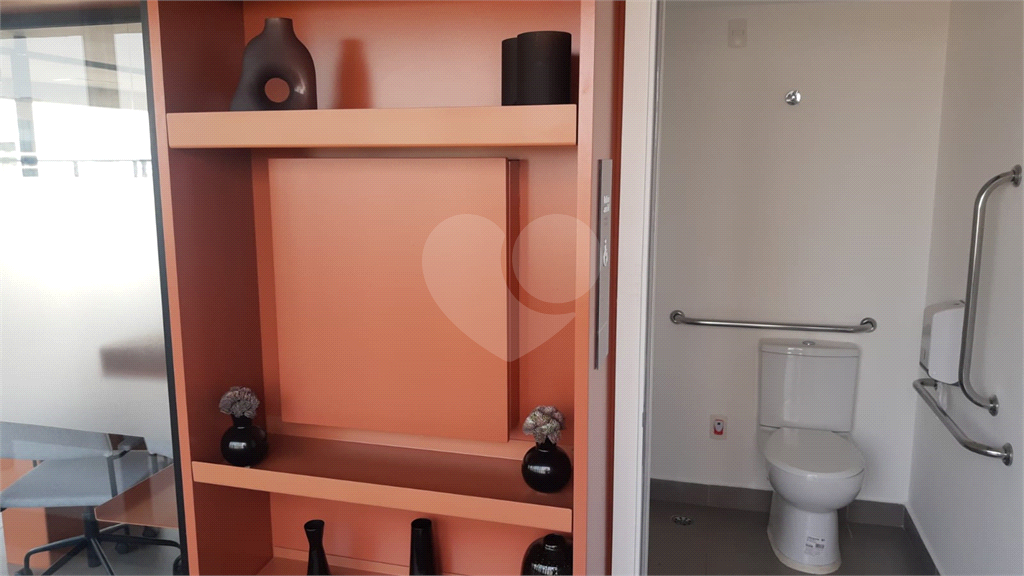 Apartamento Tipo Studio com 01 Quarto Suíte. Sala com terreço. Em Pinheiros