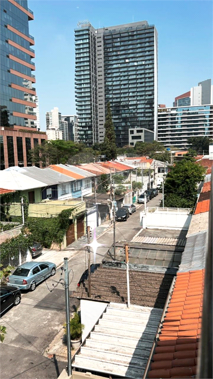 Casa de Vila - 3 suites na Vila Nova Conceição.