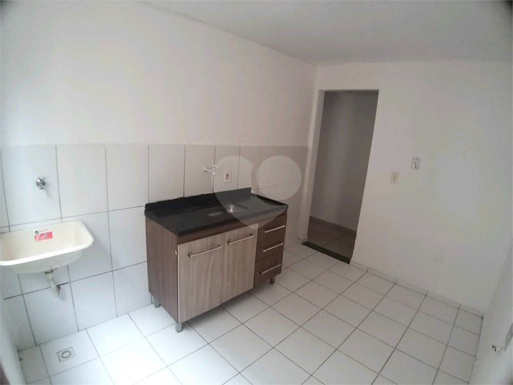 Apartamento à venda com 1 quarto, 43m² - Foto 2