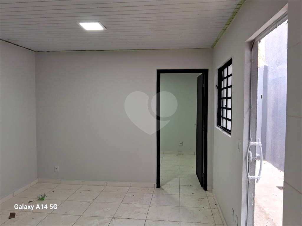 Casa à venda com 2 quartos, 42m² - Foto 25