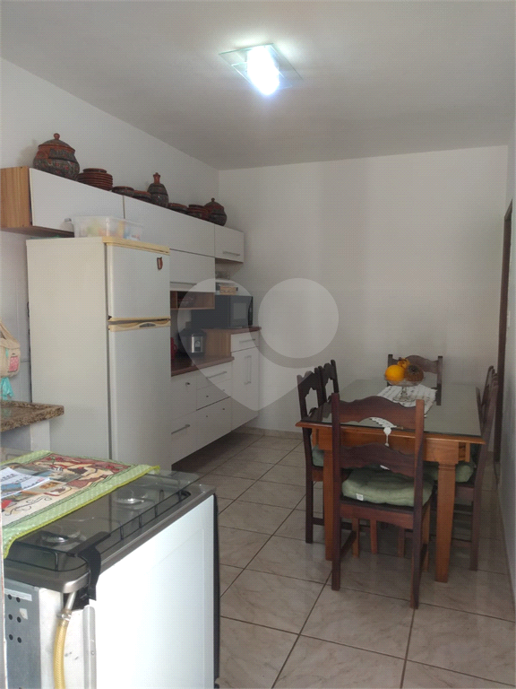 Casa à venda com 2 quartos, 83m² - Foto 6