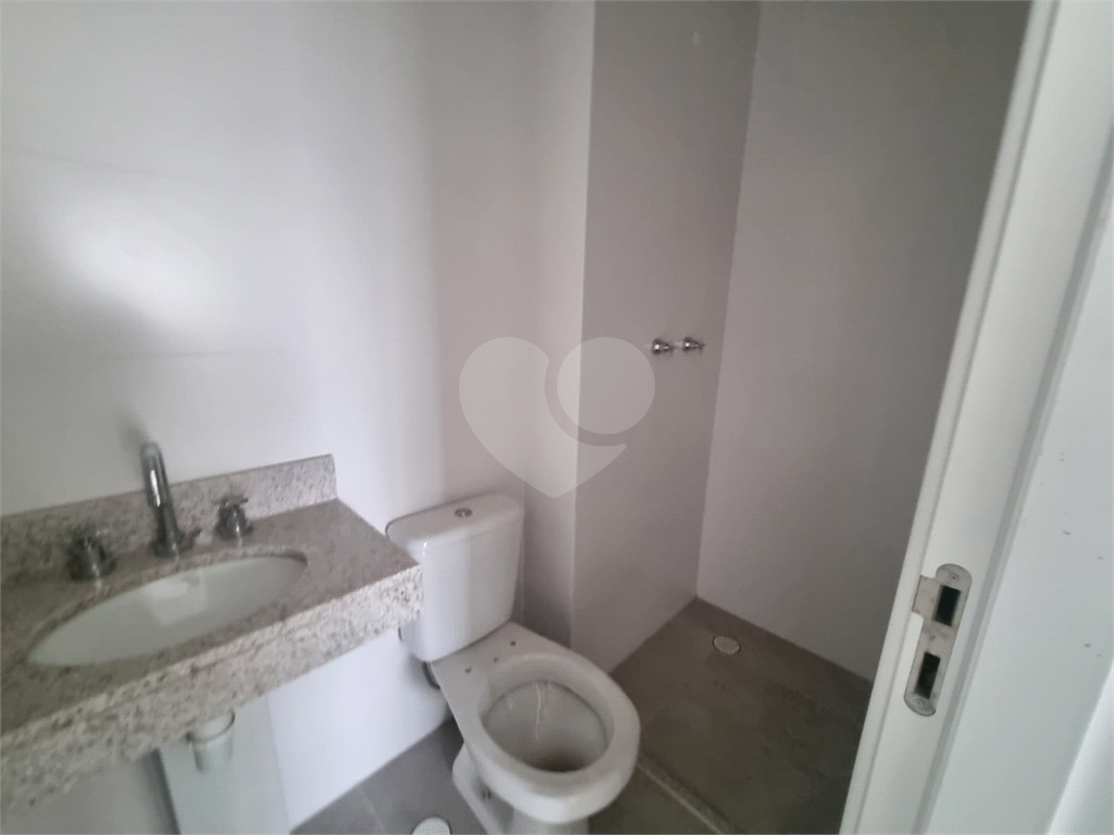 Apartamento à venda com 2 quartos, 50m² - Foto 32