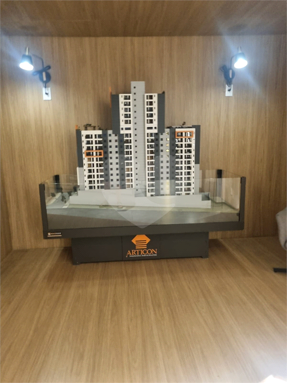 Apartamento à venda com 2 quartos, 50m² - Foto 1