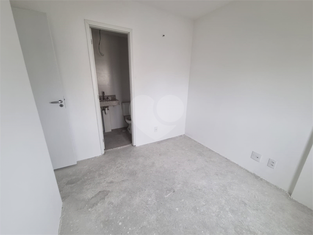 Apartamento à venda com 2 quartos, 50m² - Foto 30